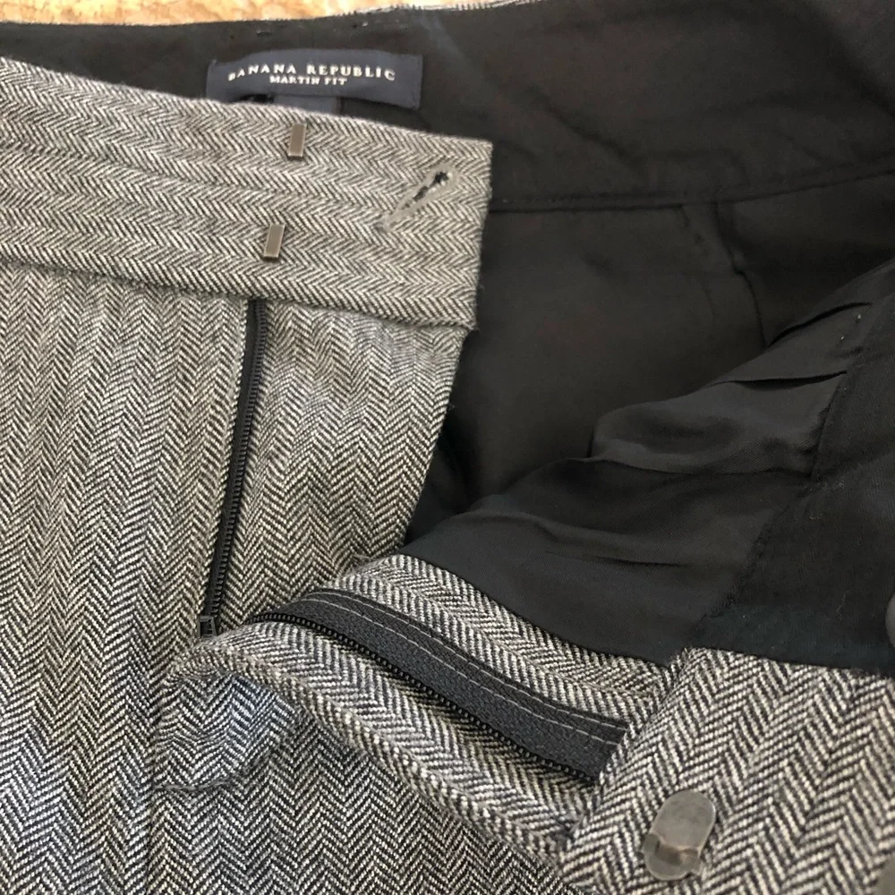 BANANA REPUBLIC - NWT WOOL BERMUDA SHORTS + MARTIN FIT/WOMENS SIZE 8
